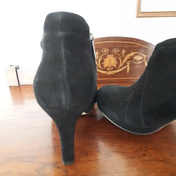 Beautiful Black Suede High Heeled Booties by Clarks - Size 7 - Picture 3 of 6